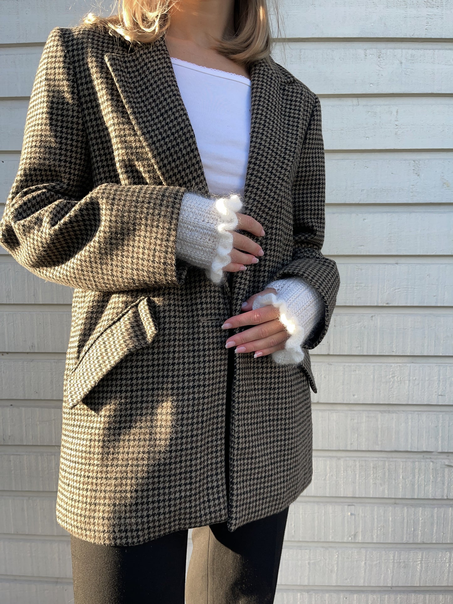 Ruffle Wrist Warmers