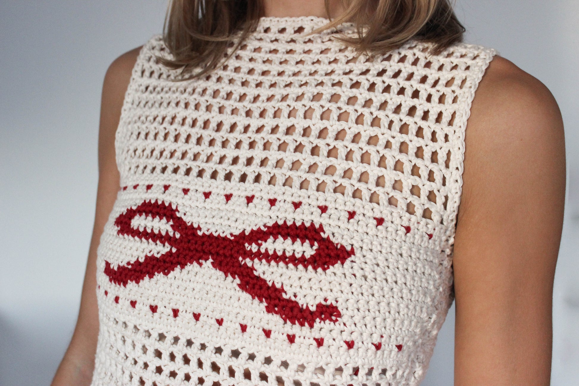 Easy Christmas Crochet Top Pattern – Made-to-Measure DIY Bow & Heart Design, Festive,Made-to-Measure, Statement crochet top, Crochet holiday aesthetic, Holiday crochet clothing, Beginner-friendly crochet pattern, Christmas crochet top