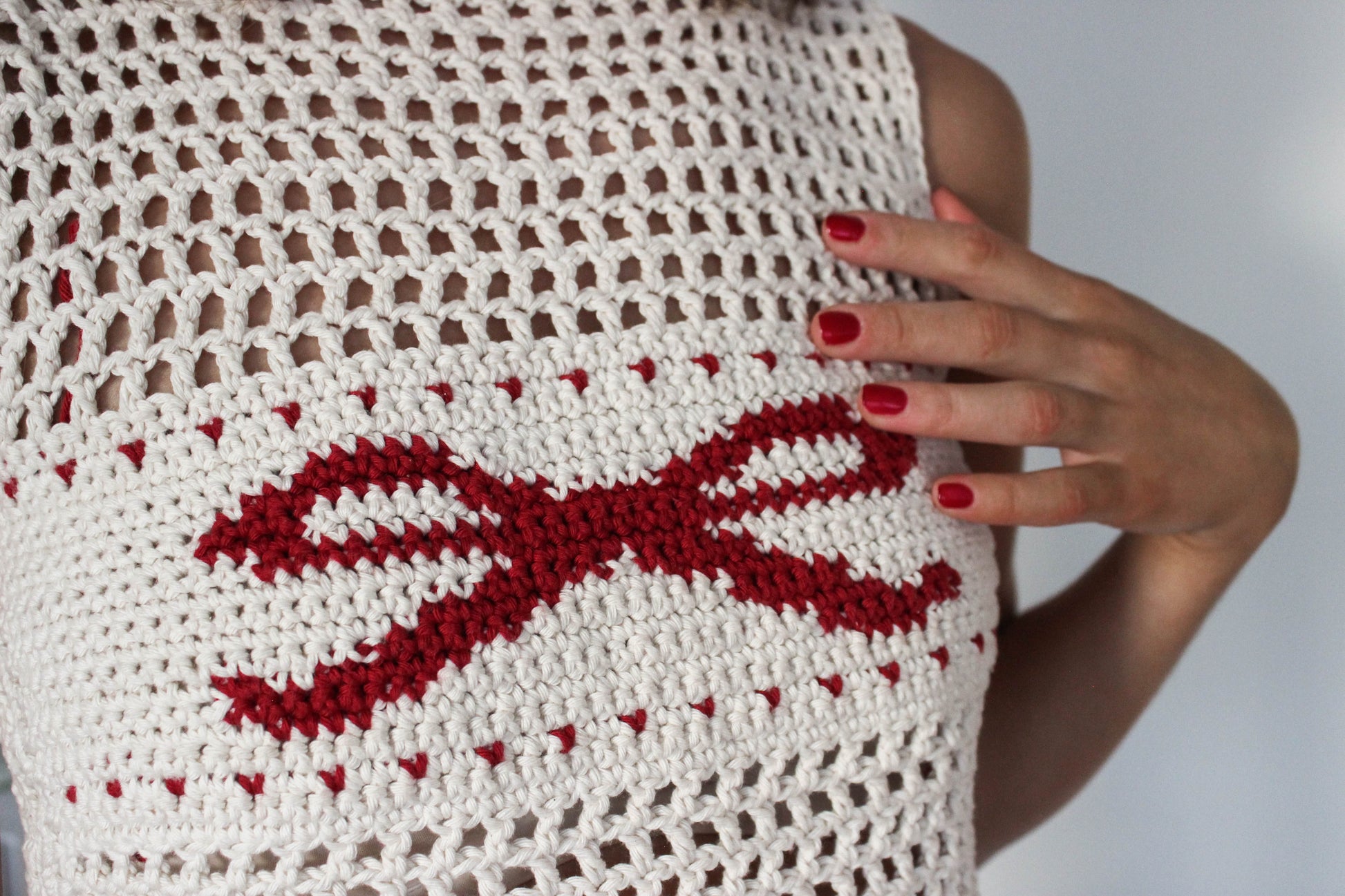 Easy Christmas Crochet Top Pattern – Made-to-Measure DIY Bow & Heart Design, Festive,Made-to-Measure, Statement crochet top, Crochet holiday aesthetic, Holiday crochet clothing, Beginner-friendly crochet pattern, Christmas crochet top